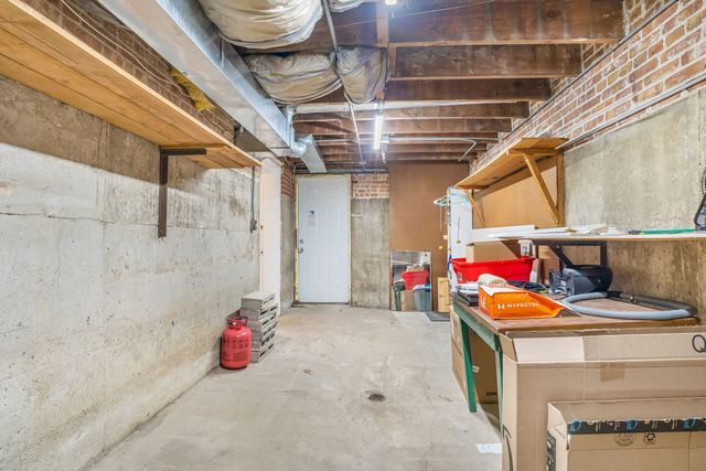 1907 Portsmouth Avenue, Westchester, IL 60154