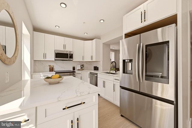 724 ROCK CREEK CHURCH RD NW, Washington, DC 20010