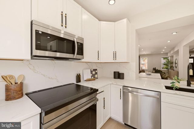 724 ROCK CREEK CHURCH RD NW, Washington, DC 20010