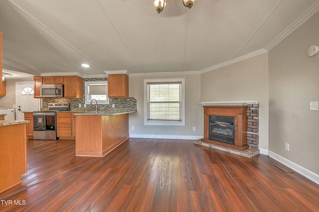 1302 Camelia Avenue, Kingsport, TN 37660