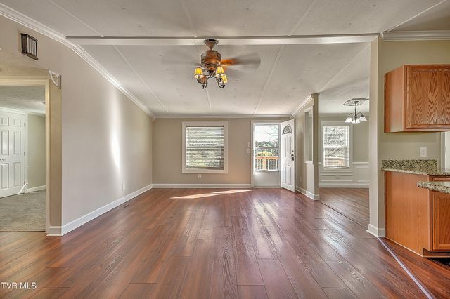 1302 Camelia Avenue, Kingsport, TN 37660