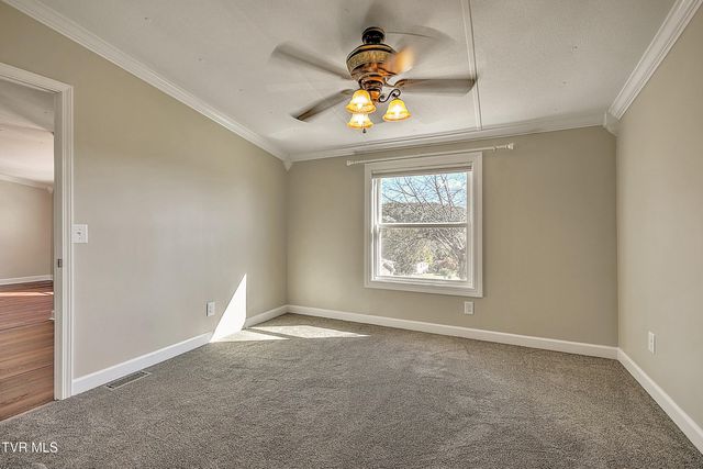 1302 Camelia Avenue, Kingsport, TN 37660