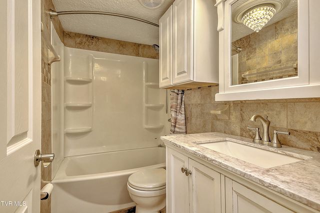 1302 Camelia Avenue, Kingsport, TN 37660
