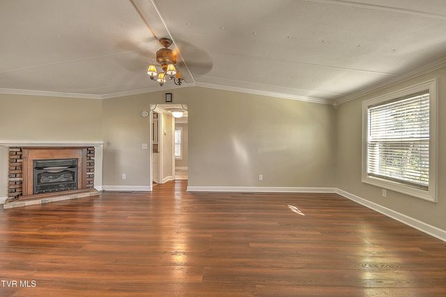 1302 Camelia Avenue, Kingsport, TN 37660