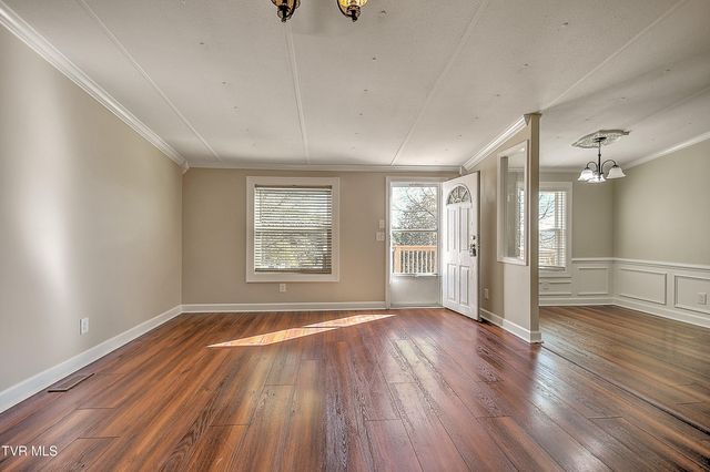 1302 Camelia Avenue, Kingsport, TN 37660