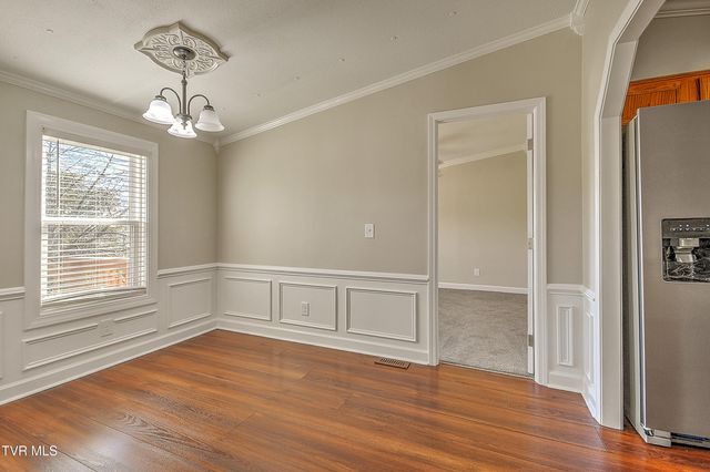 1302 Camelia Avenue, Kingsport, TN 37660