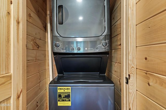 1633 Misty Hollow Way Way, Gatlinburg, TN 37738