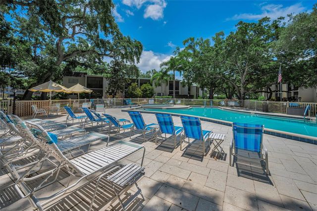 820 PATRICIA AVENUE 109, Dunedin, FL 34698