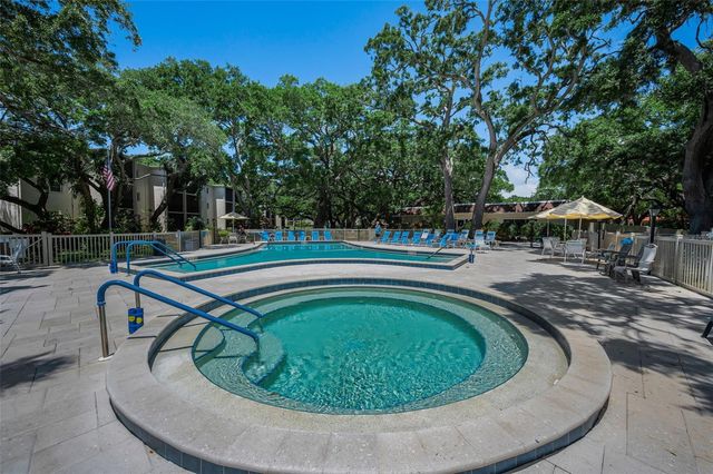 820 PATRICIA AVENUE 109, Dunedin, FL 34698