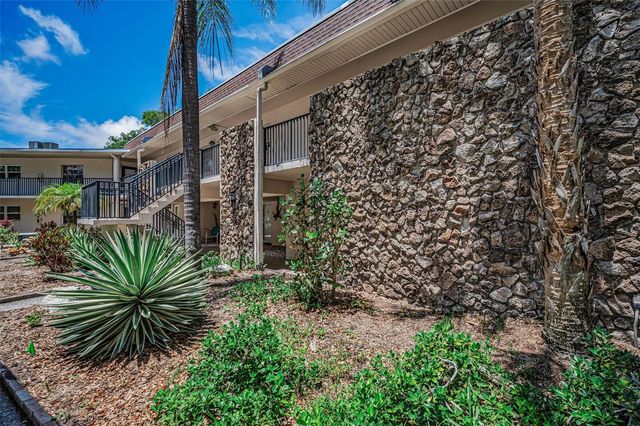 820 PATRICIA AVENUE 109, Dunedin, FL 34698