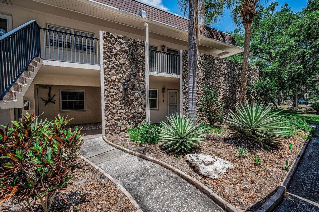 820 PATRICIA AVENUE 109, Dunedin, FL 34698