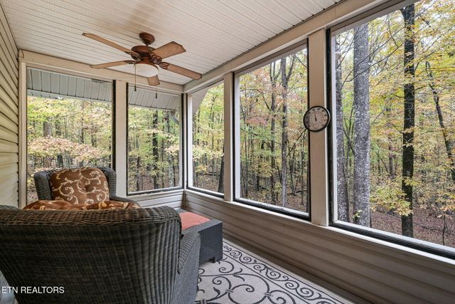 902 Cowpens Drive, Monterey, TN 38574