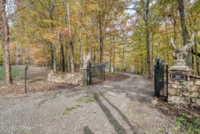 902 Cowpens Drive, Monterey, TN 38574