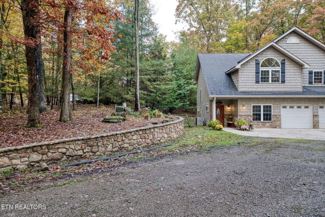 902 Cowpens Drive, Monterey, TN 38574