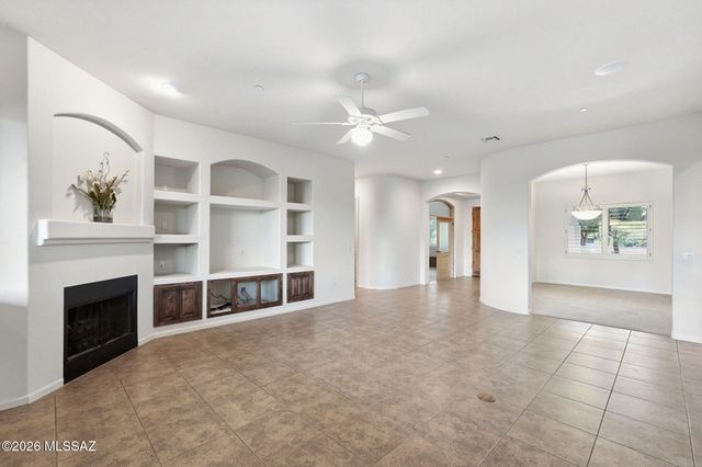 12756 N White Diamond Place, Oro Valley, AZ 85755