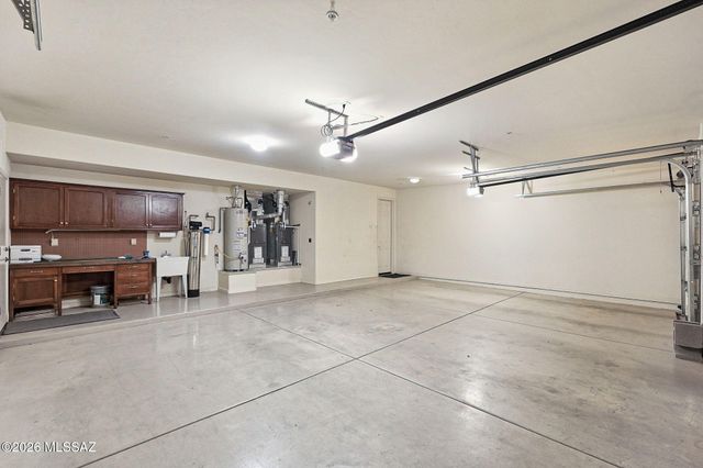 12756 N White Diamond Place, Oro Valley, AZ 85755