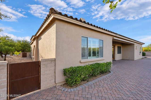 12756 N White Diamond Place, Oro Valley, AZ 85755