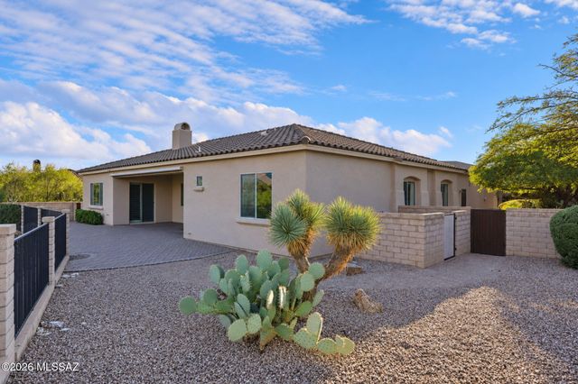 12756 N White Diamond Place, Oro Valley, AZ 85755