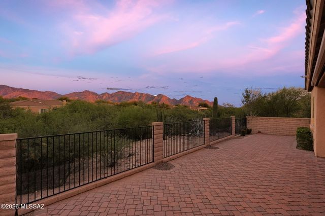 12756 N White Diamond Place, Oro Valley, AZ 85755