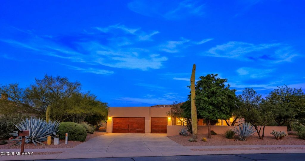 12756 N White Diamond Place, Oro Valley, AZ 85755