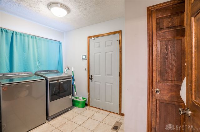 5435 Sherfield Drive, Dayton, OH 45426