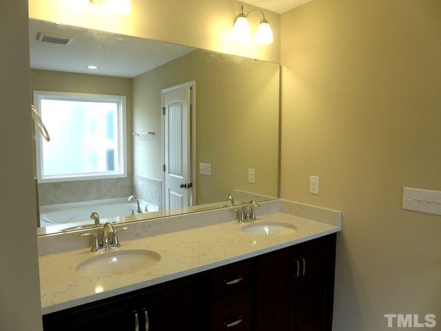 1041 Myers Point Drive, Morrisville, NC 27560