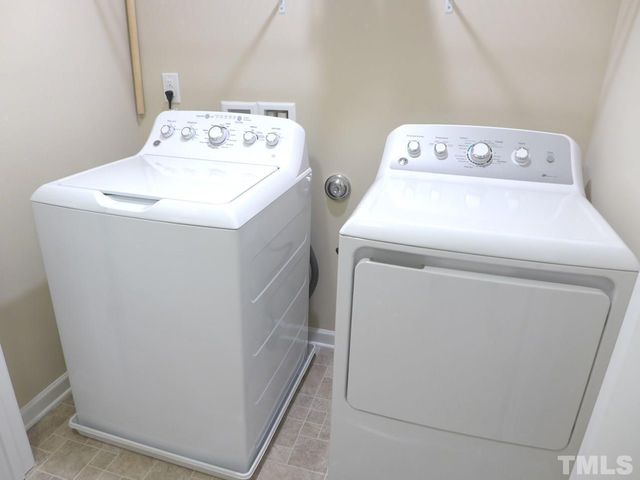 1041 Myers Point Drive, Morrisville, NC 27560