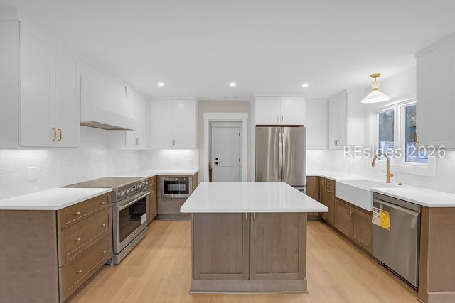 24 Bear Creek Dr, Hilton Head Island, SC 29926