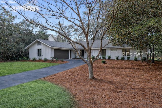 24 Bear Creek Dr, Hilton Head Island, SC 29926