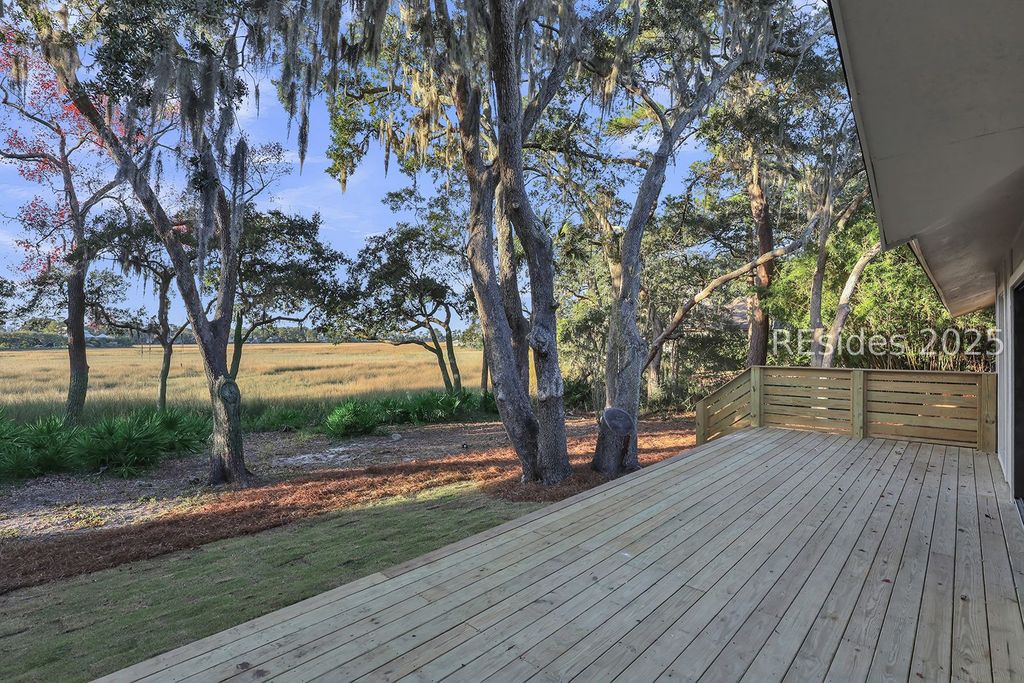 24 Bear Creek Dr, Hilton Head Island, SC 29926