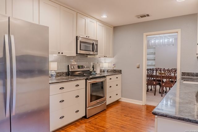 8942 Willmon, Windcrest, TX 78239