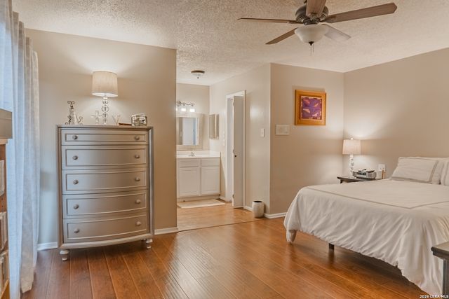 8942 Willmon, Windcrest, TX 78239