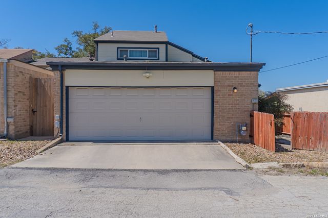 8942 Willmon, Windcrest, TX 78239