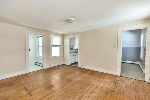 326 Lake Avenue, Manchester, NH 03103