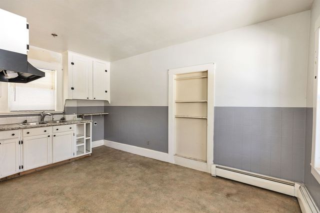 326 Lake Avenue, Manchester, NH 03103