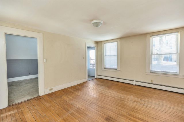 326 Lake Avenue, Manchester, NH 03103