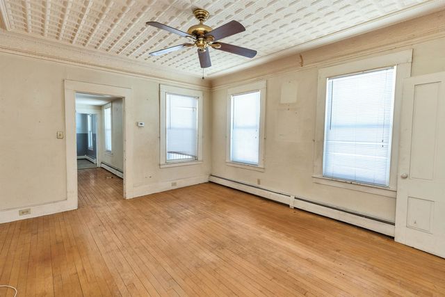 326 Lake Avenue, Manchester, NH 03103