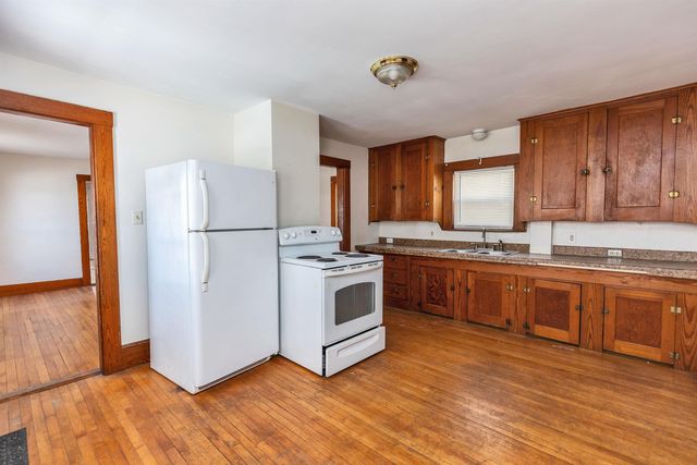 326 Lake Avenue, Manchester, NH 03103