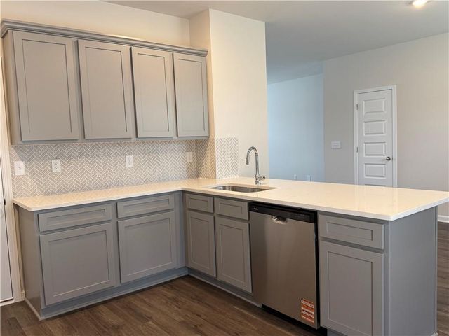 79 Holland Cove, Winder, GA 30680