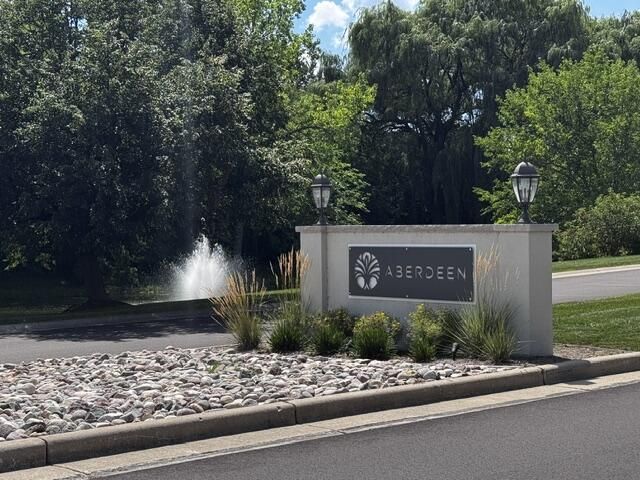 N53W14172 St Andrews DRIVE, Menomonee Falls, WI 53051