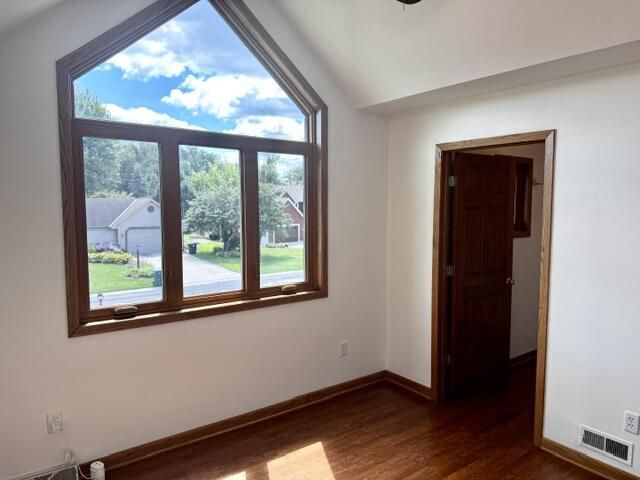 N53W14172 St Andrews DRIVE, Menomonee Falls, WI 53051