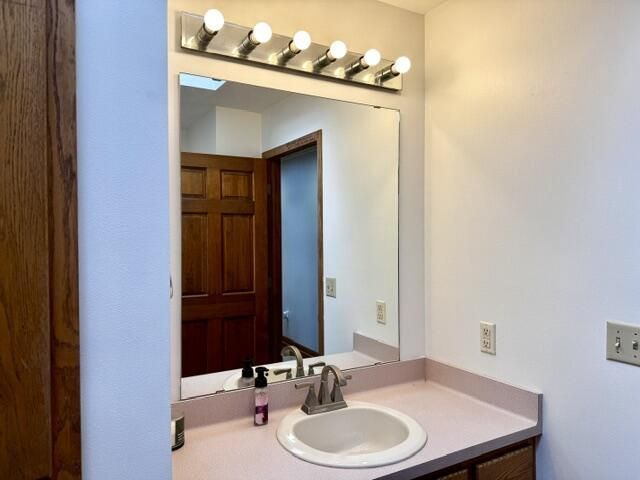 N53W14172 St Andrews DRIVE, Menomonee Falls, WI 53051