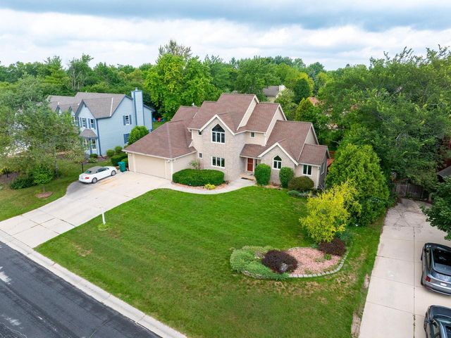 N53W14172 St Andrews DRIVE, Menomonee Falls, WI 53051
