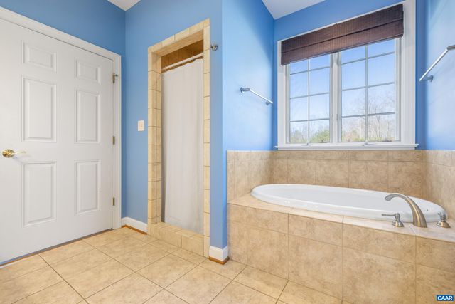 381 BYBEE ESTATES LN, Palmyra, VA 22963