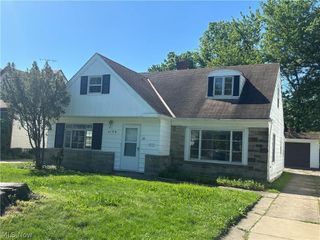4198 Eastway Road, South Euclid, OH 44121