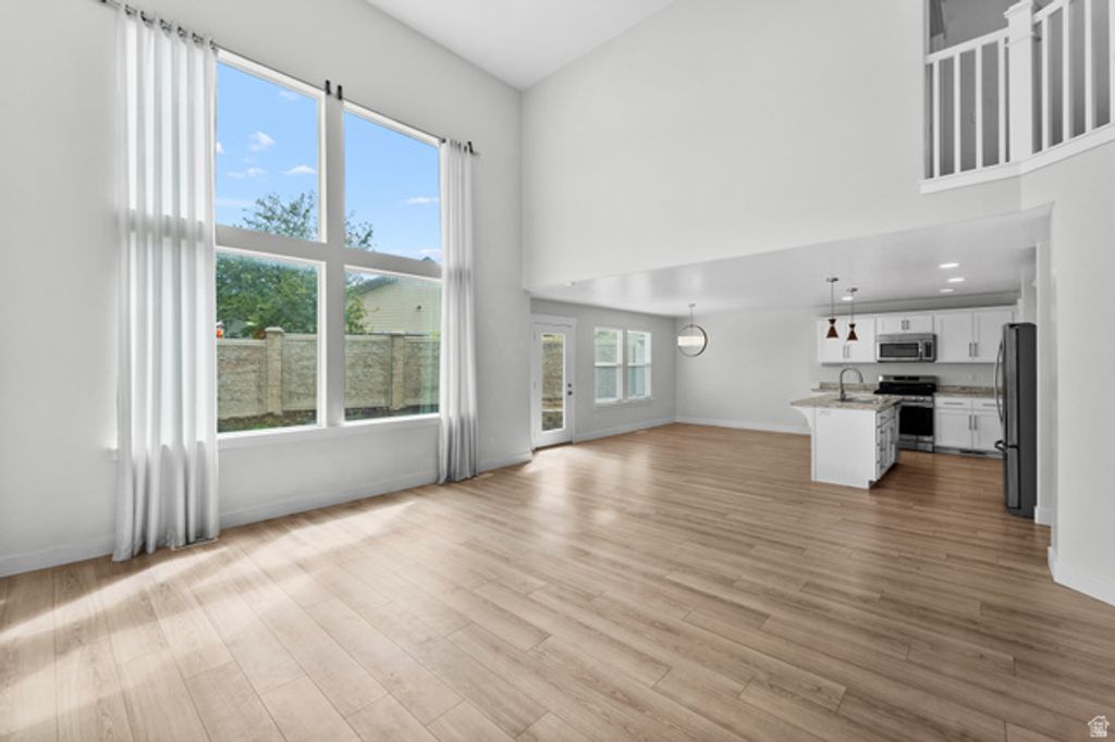 4887 W WHITE PEARL CT, Herriman, UT 84096 — photo 2