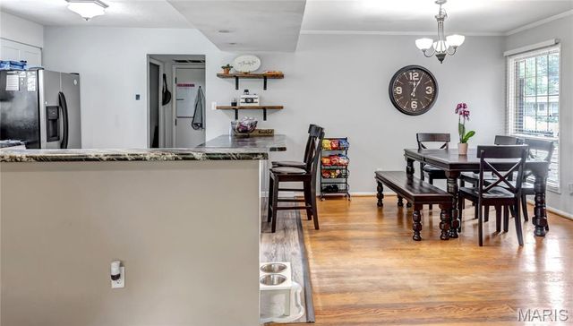 1730 Parktree Lane, St Louis, MO 63138