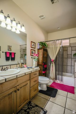 2317 E GREYSTONE DR, St. George, UT 84790