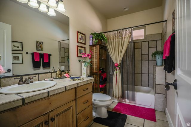 2317 E GREYSTONE DR, St. George, UT 84790