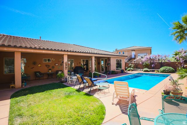 2317 E GREYSTONE DR, St. George, UT 84790